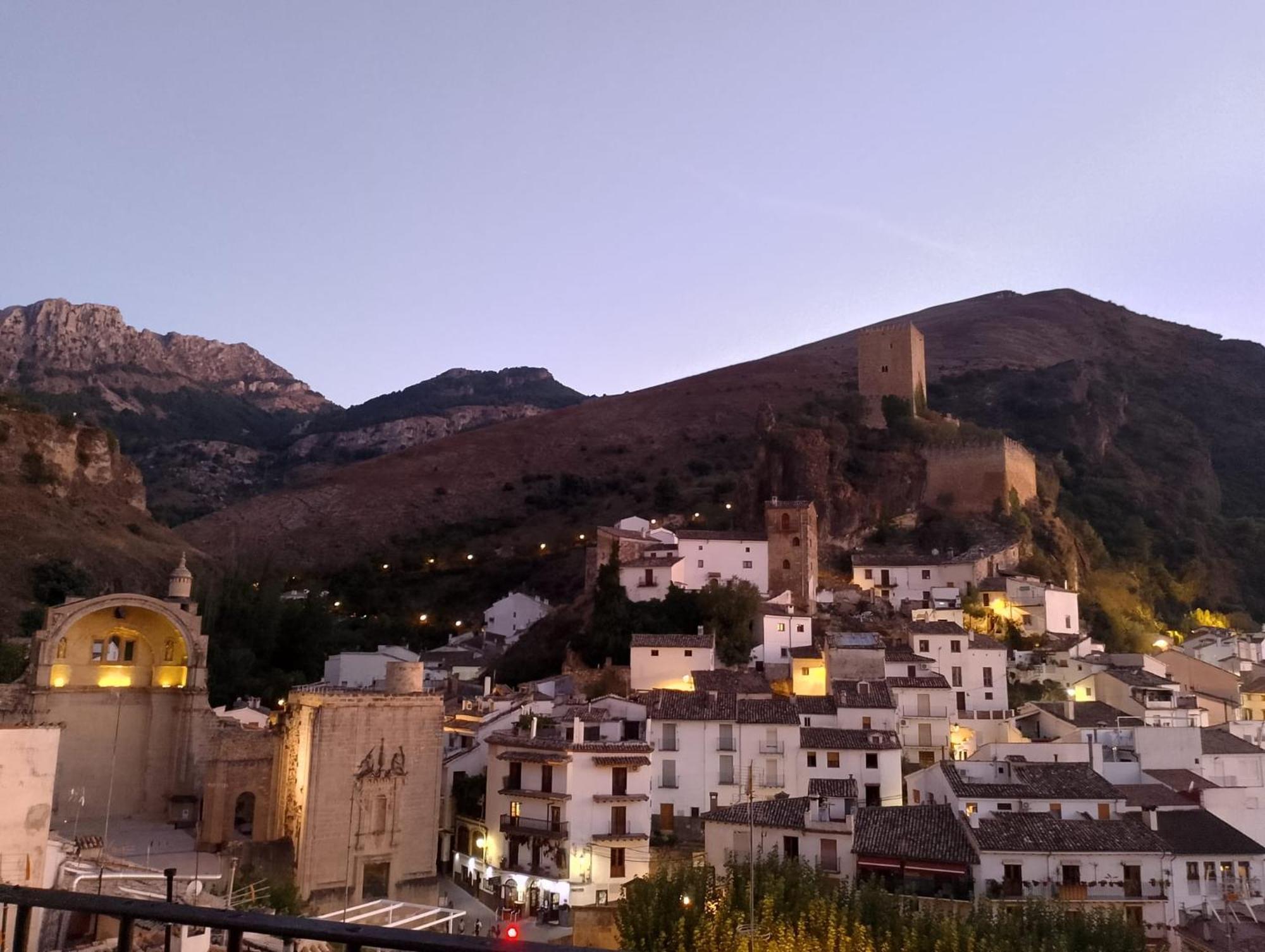 Casa Rural Plaza De Santa Maria Касорла Екстер'єр фото