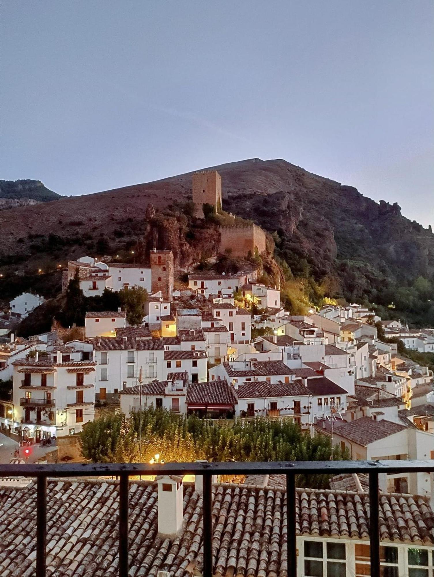 Casa Rural Plaza De Santa Maria Касорла Екстер'єр фото